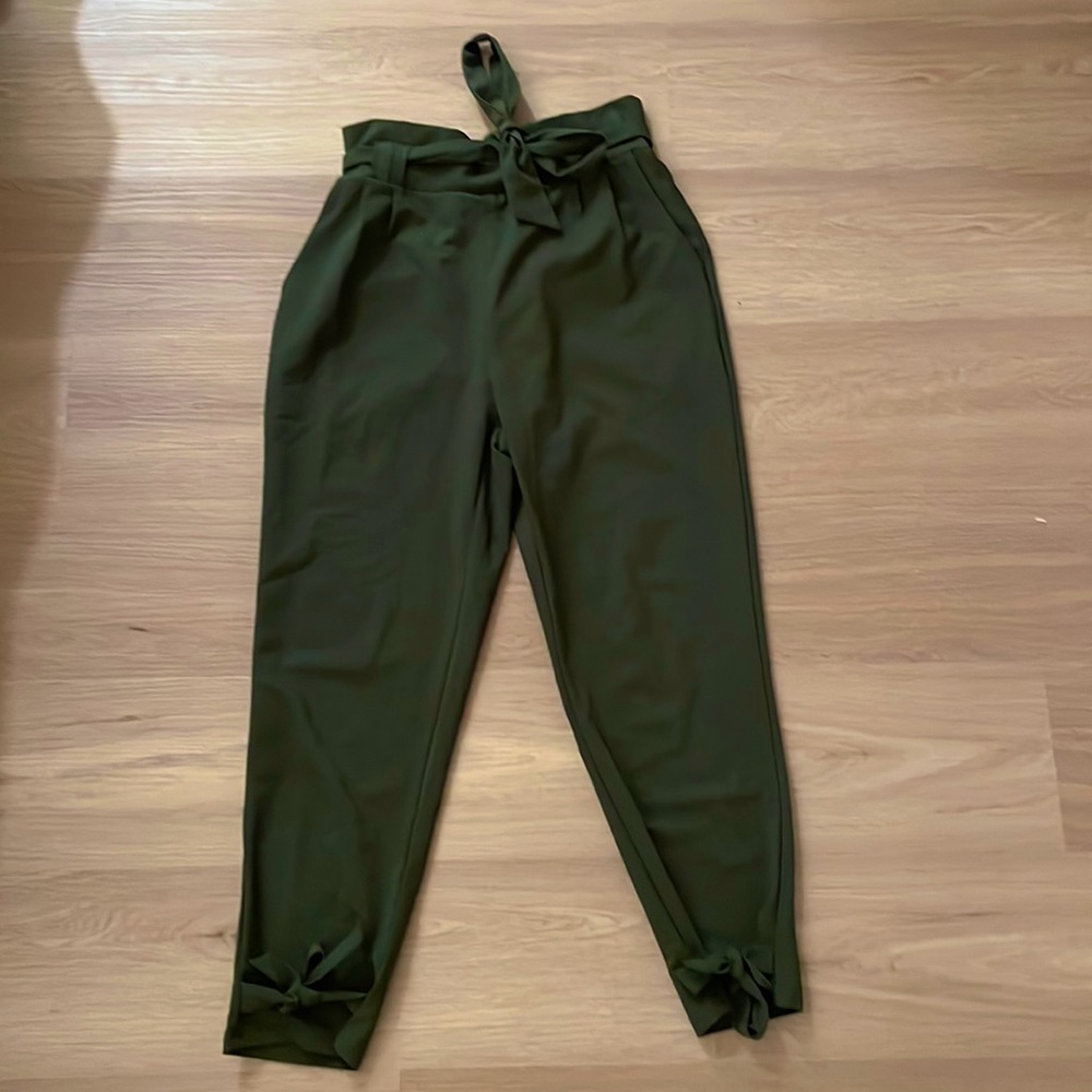 NWT Grace Karin Paper Bag Pants - M